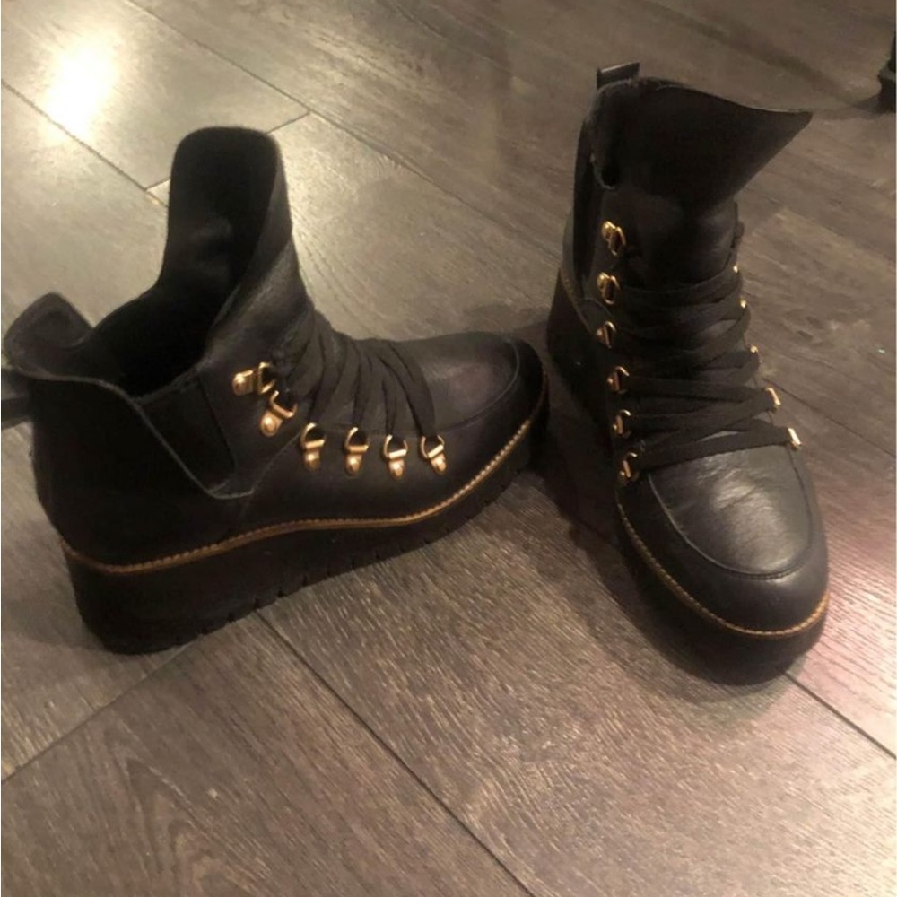 Beautiful and super comfy